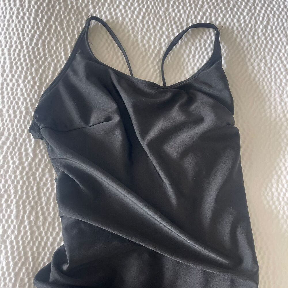 Women's Black Ruched One Piece Swimsuit Size 1XL Slimming Bathing Suit Beachwear - Picture 4 of 8